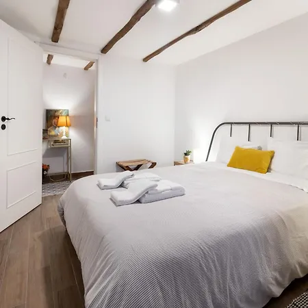 Mansion In - Mezio With Patio Nyaraló Vale Abrigoso