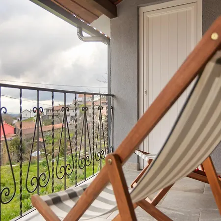 Mansion In - Mezio With Patio