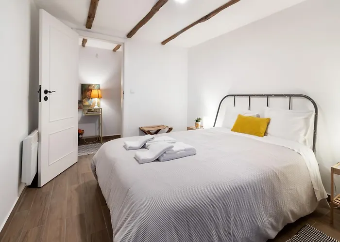 Mansion In - Mezio With Patio بيت للعطل Vale Abrigoso